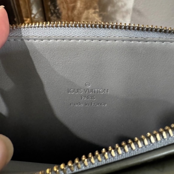 Louis Vuitton Vintage Y2K Vernis Mott Monogram Canvas Mini Bag Shoulder Purse - Picture 13 of 14